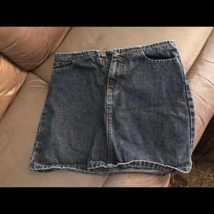 American Eagle Jean skirt